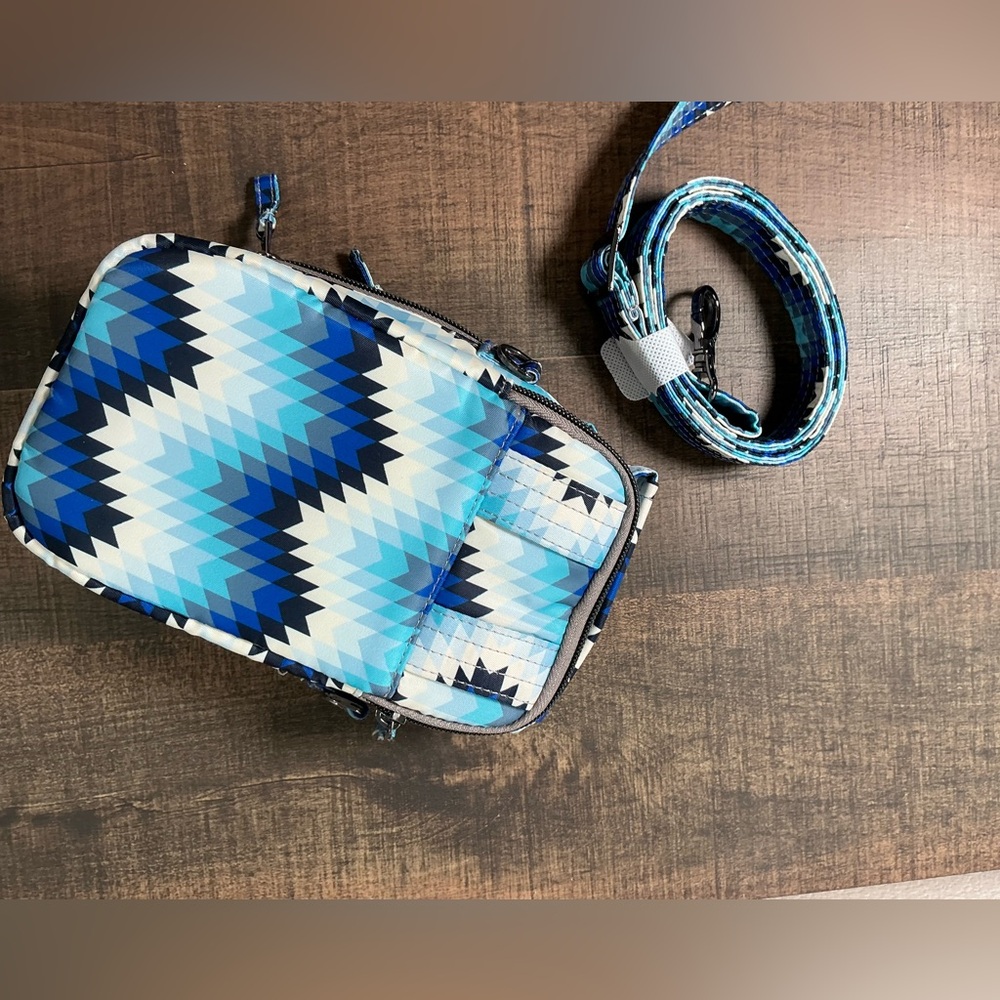 Lug Skeeter Blue Quilted Crossbody Bag - Picture 3 of 7